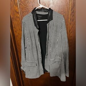 Lane Bryant houndstooth blazer 28